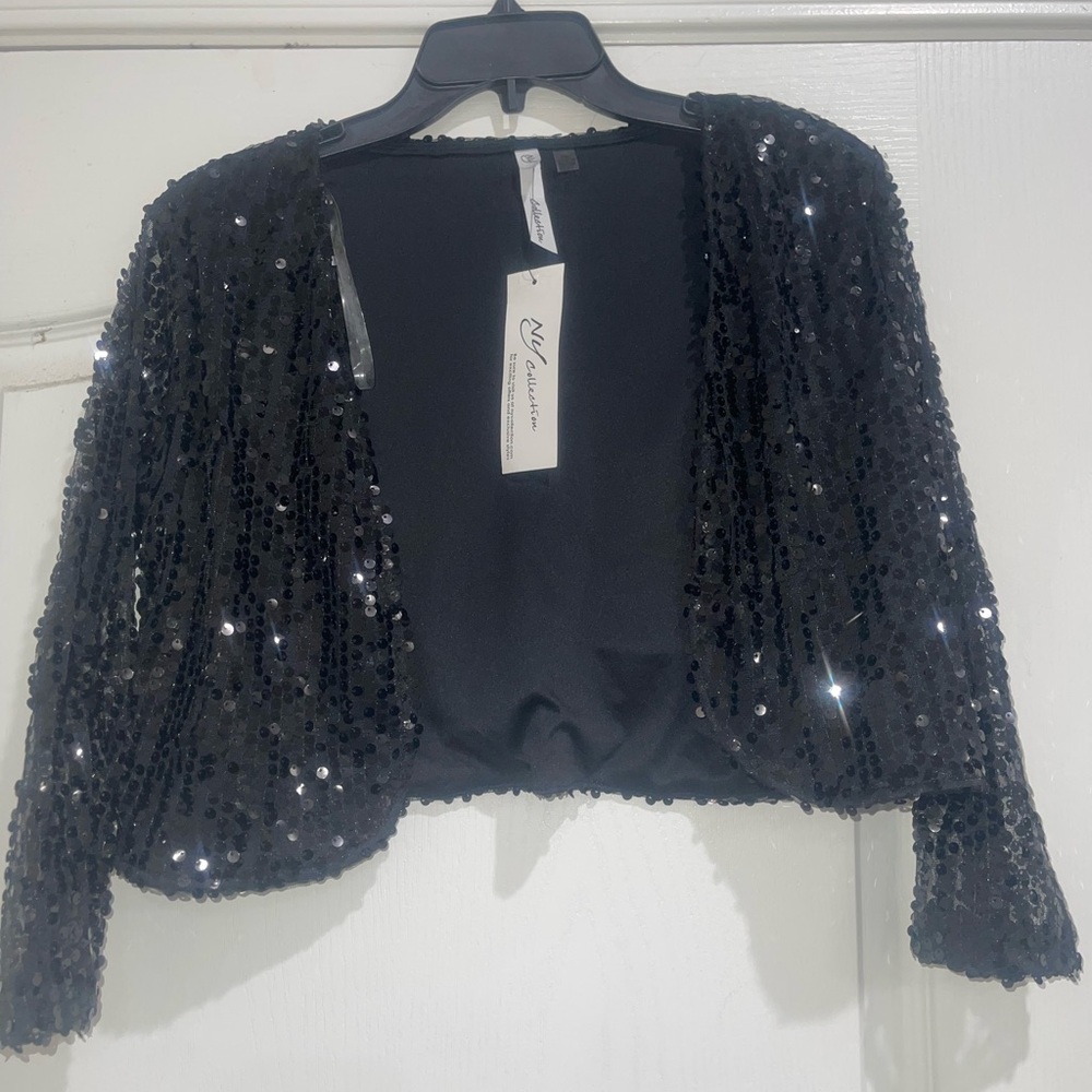Short Sequin shawl jacket•NY Collection•NWT•Size Medium